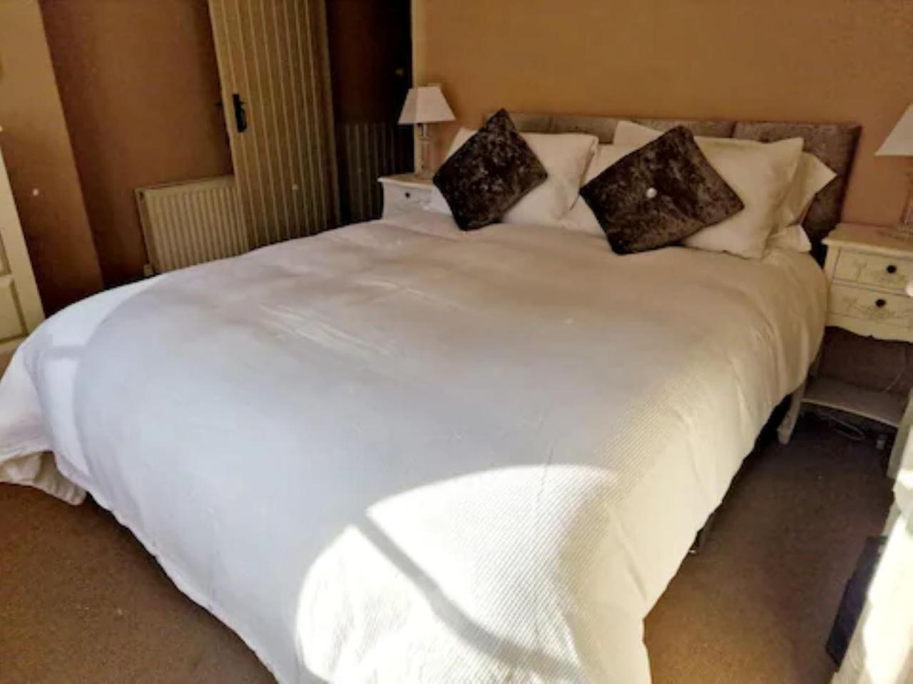 Jackdaw Cottage-Beautiful Cottage, Town Centre Wimborne Minster Eksteriør billede